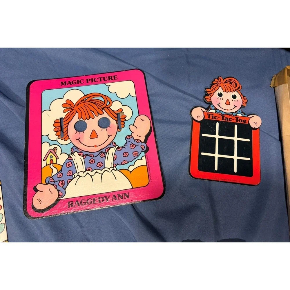 1976 Vintage Raggedy Ann 8 Great Activities Play Set